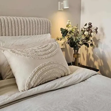 2 Bedrooms - Private Rooftop And Pool - Parking